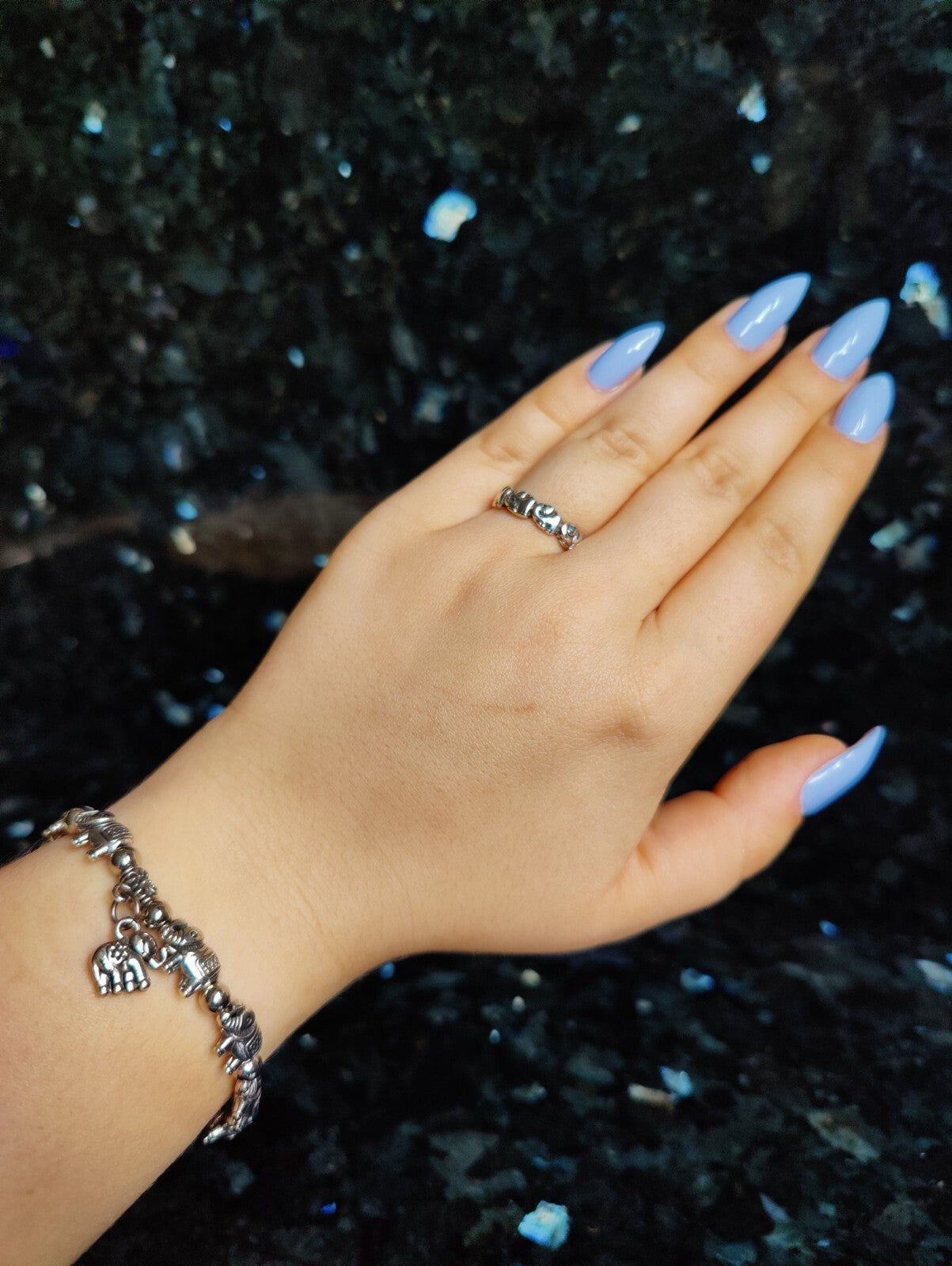 Real Silver Elephant Bracelet Stretchable over 18grams Lovely design Luck Bracel