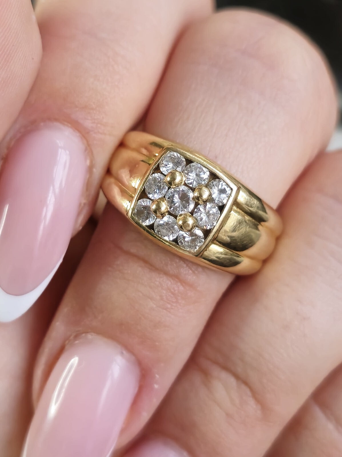 Solid 18ct Yellow Gold Unixsex Signet Ring Pinky Finger size M Diamond 0.25ct