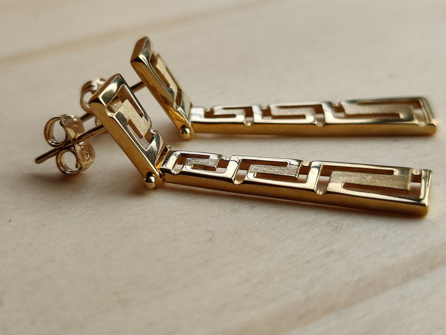 Solid 3.4grams Greek Key Earrings 9ct Yellow Gold Leverback Hallmarked