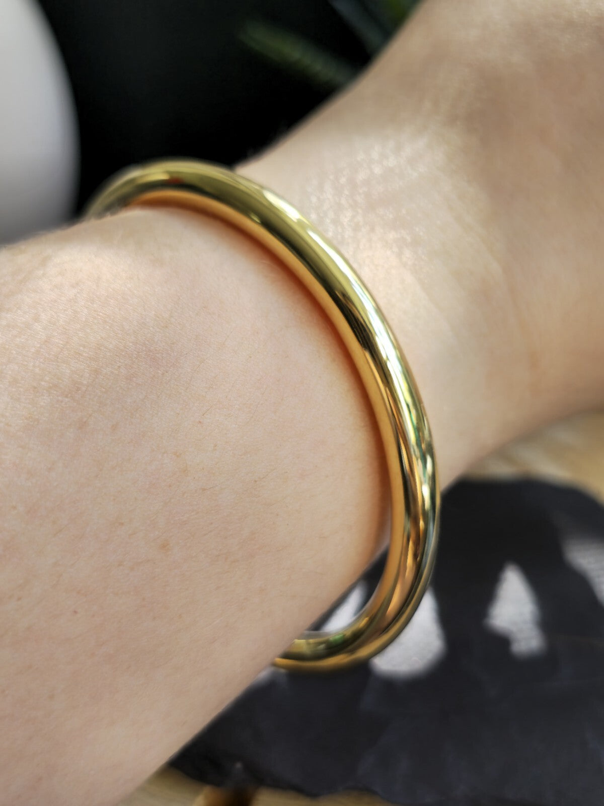 New 9ct Yellow Gold Chunky Round Thick Bangle Stacking BRACELET Lovely 5mm