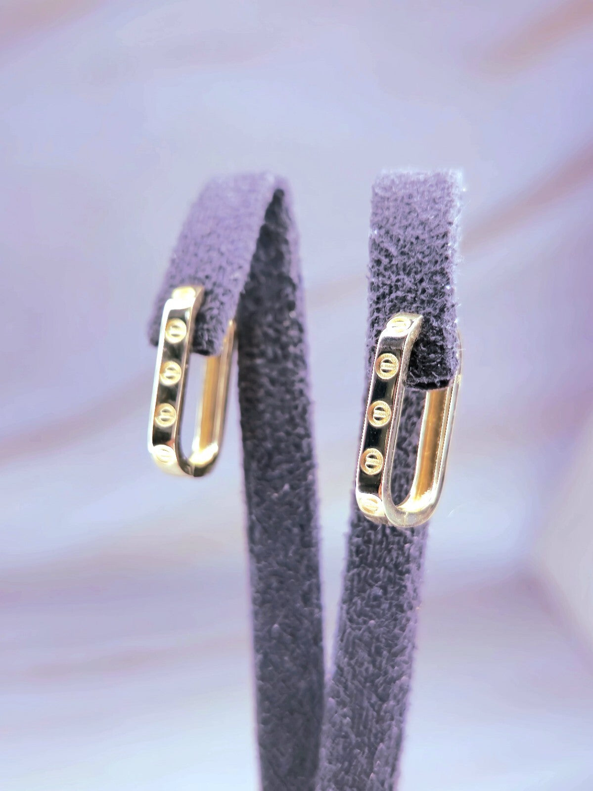 New 9ct Solid Yellow Gold Hoop Earrings Rectangular Hoops 20mm Small Screws