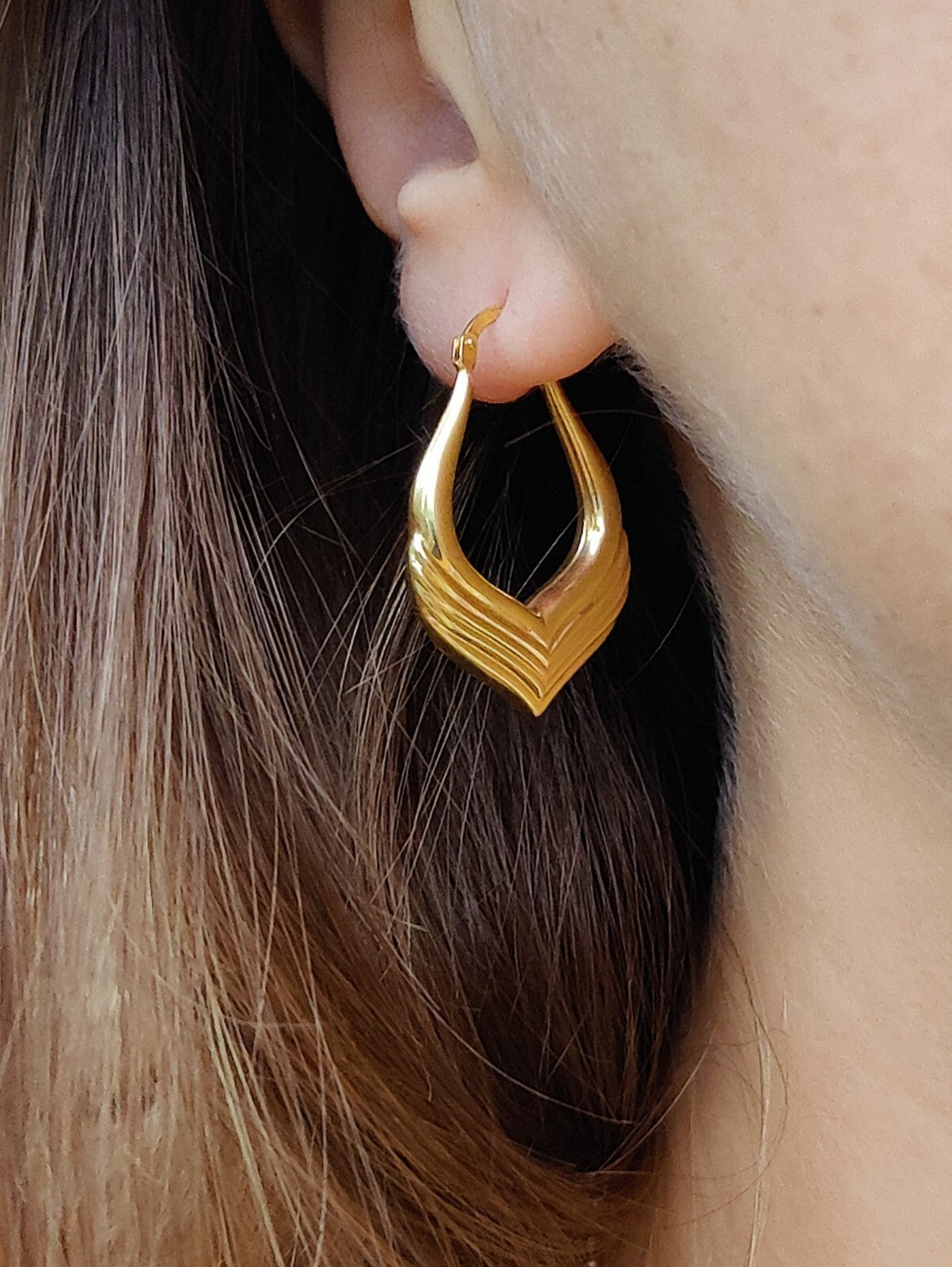 9ct Drop Earrings Yellow Gold Huggies Hallmarked Vintage Style New Condition