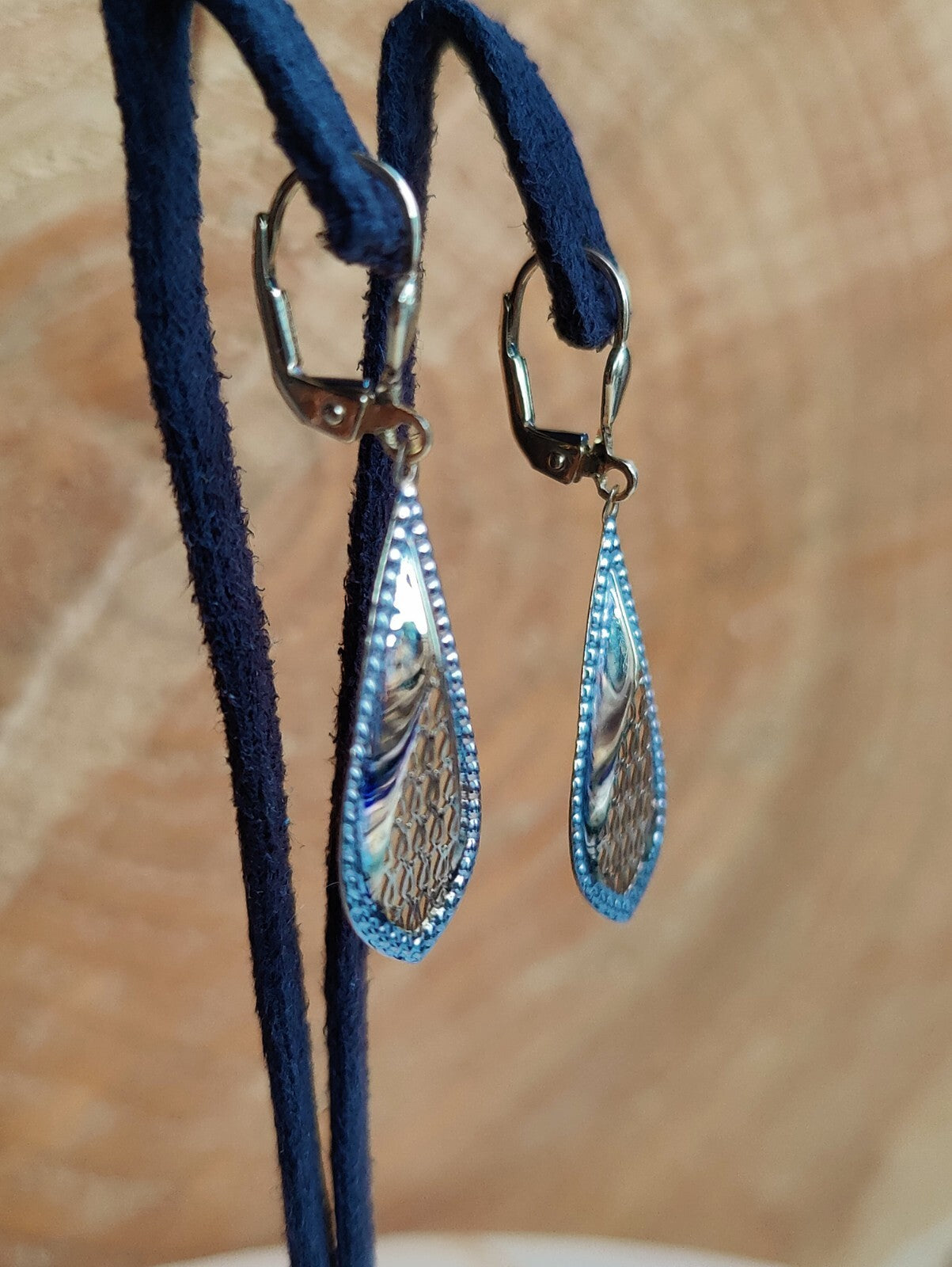 9ct Yellow/White Gold Drop Dangly Earrings Hallmarked Decorative Pattern