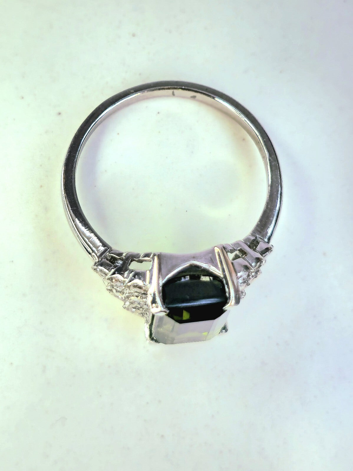 Stunning 18ct White Gold Tourmaline/Diamond Dress Ring Cocktail size R Hallmark