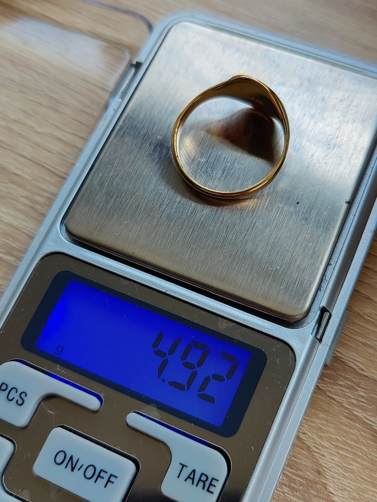 New Solid 9ct Yellow Gold Signet Ring size: U+ Hallmarked 5grams Oval Shape