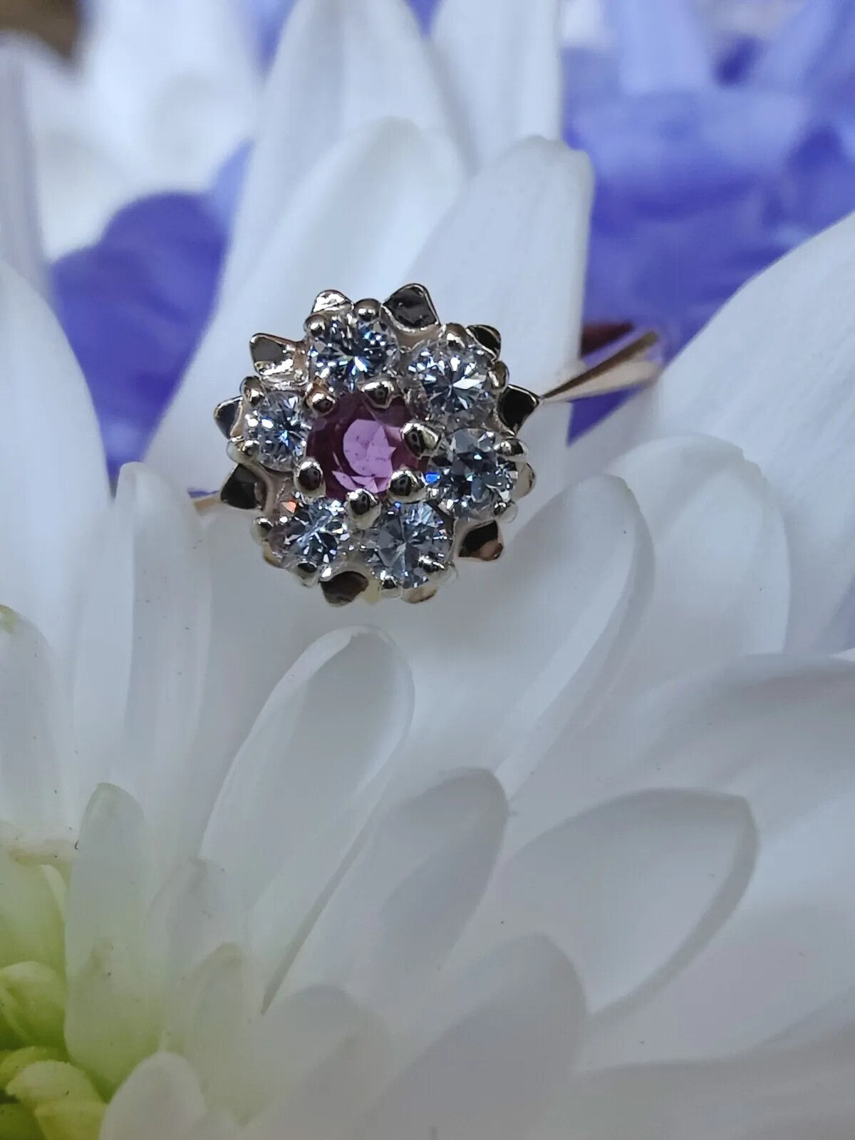 Lovely 9ct Yellow Gold Diamond Ruby Ring Engagement Proposal Flower Ring size M+