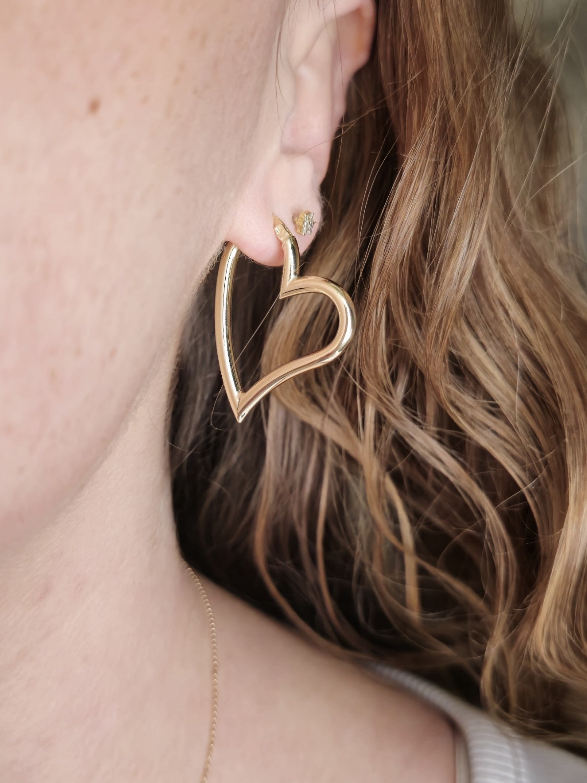 NEW Solid 9ct Yellow Gold Heart Shape Hoop Earrings Hoops Hallmarked