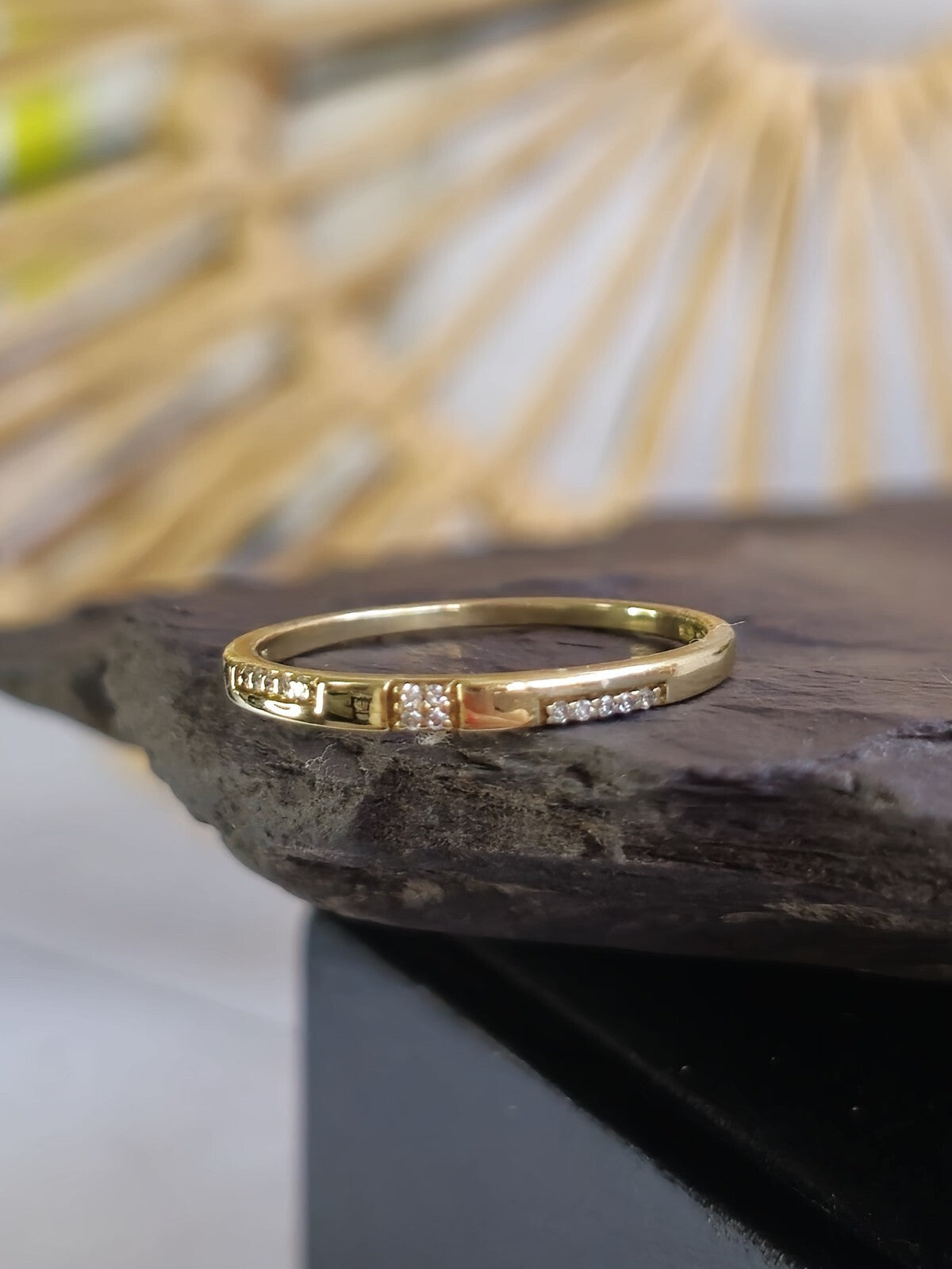 Solid 9ct Yellow Gold Wedding Band Cute 2mm 14 Diamonds Size P+ Ring Hallmarked