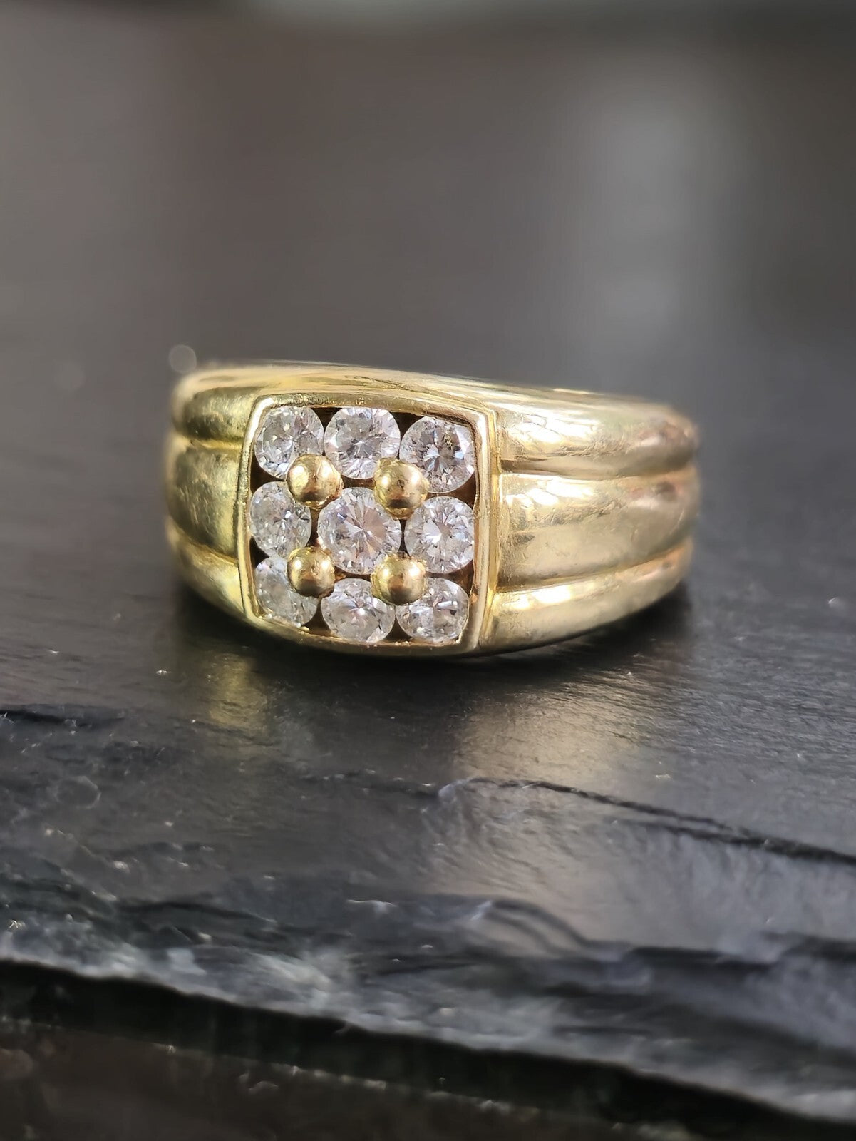 Solid 18ct Yellow Gold Unixsex Signet Ring Pinky Finger size M Diamond 0.25ct