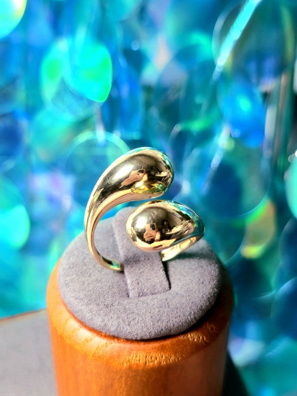 (585) 14ct Yellow Gold Ring Size R Drop Ring Bottega Style Fashion Hollow Dress