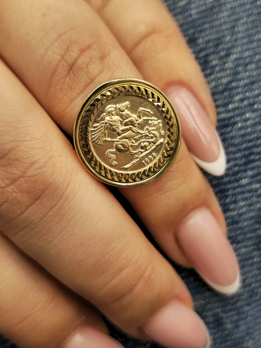 New Solid 9ct Yellow Gold Signet Half Sovereign Coin Ring size K Hallmakerd 19mm