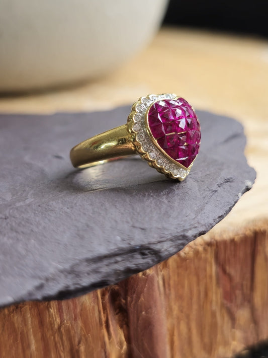Stunning 14ct Yellow Gold Ruby Heart shape Diamond Halo Ring size M+ French Cut
