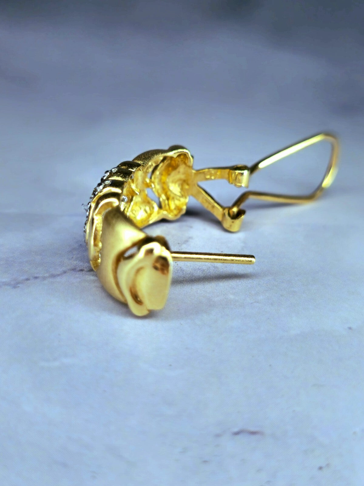 Solid 14k Yellow Gold Jewellery Set of Diamond Ring and Earrings Omega Clasp Mat