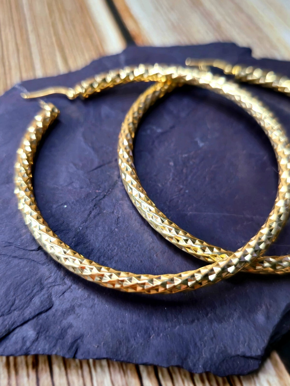 Big 9ct Yellow Gold Twisted Hoop Earrings Twist Hoops 67mm Diamond Cut Pattern