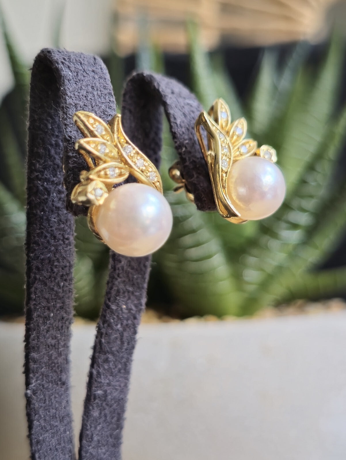 18K Yellow Gold Sea Water Pearl Stud Earrings with Diamonds Studs Solid Gold