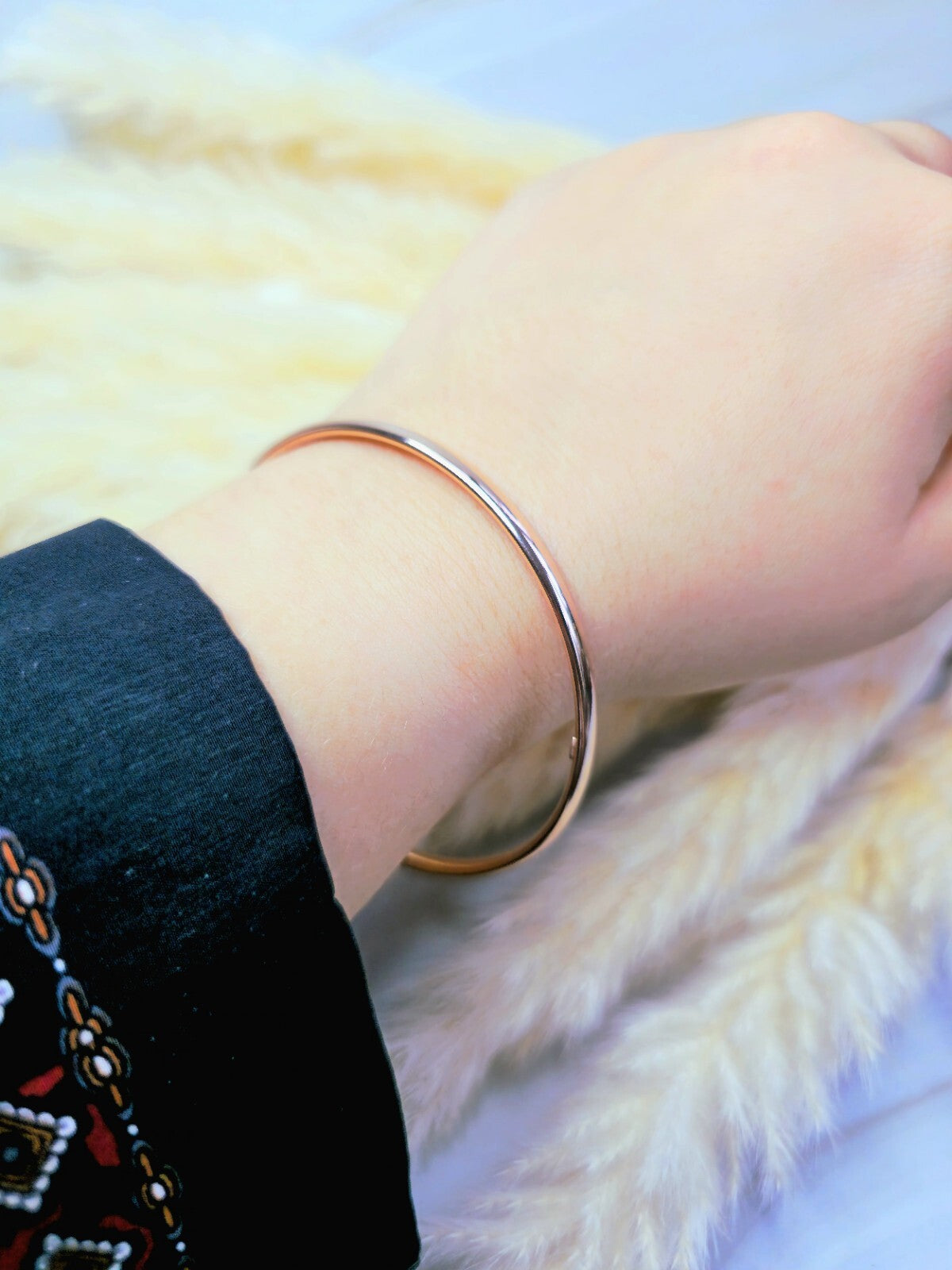 New 9ct Rose Gold Round Bangle Stacking BRACELET Lovely 4mm 70mm diameter