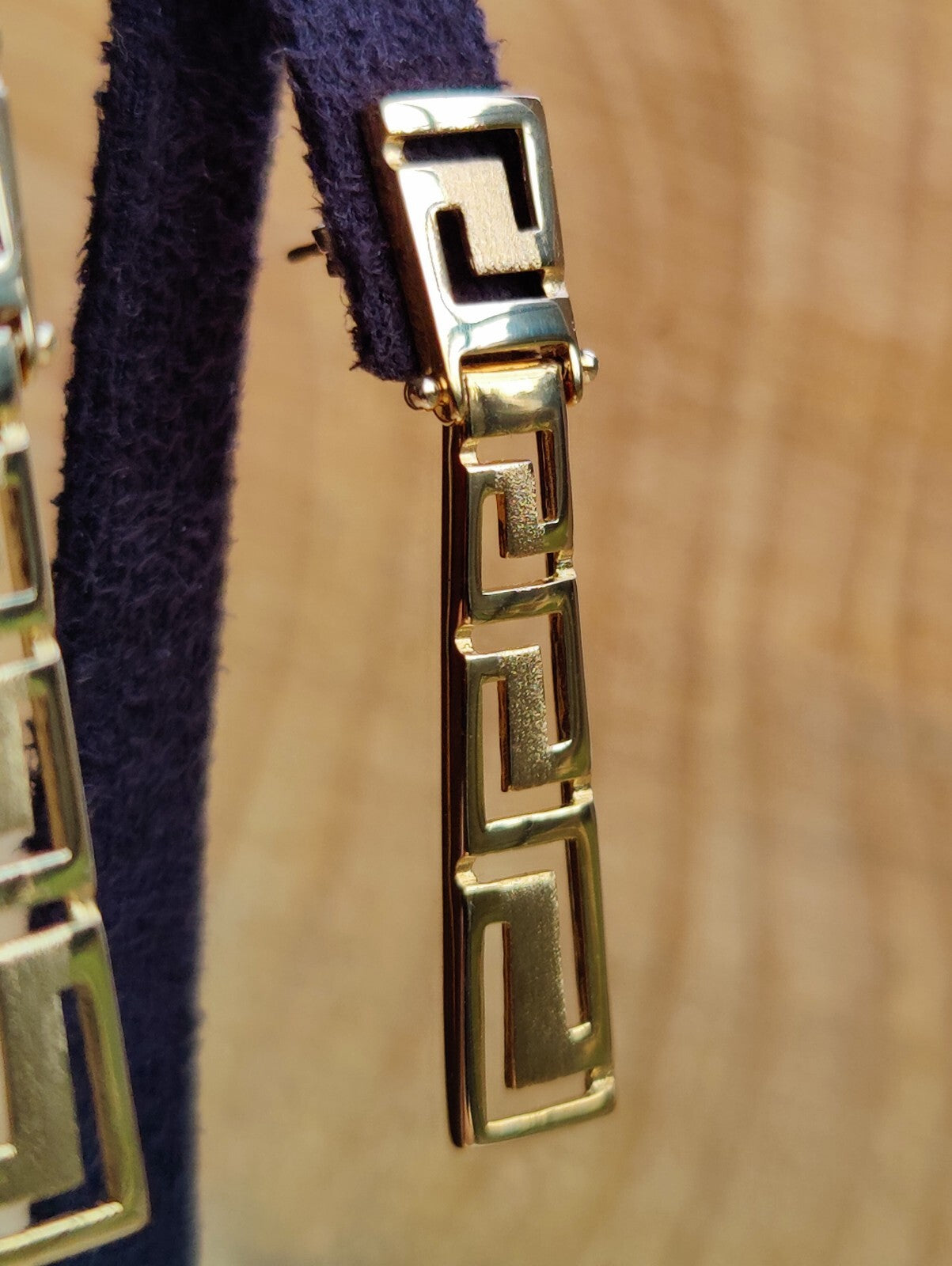 Solid 3.4grams Greek Key Earrings 9ct Yellow Gold Leverback Hallmarked