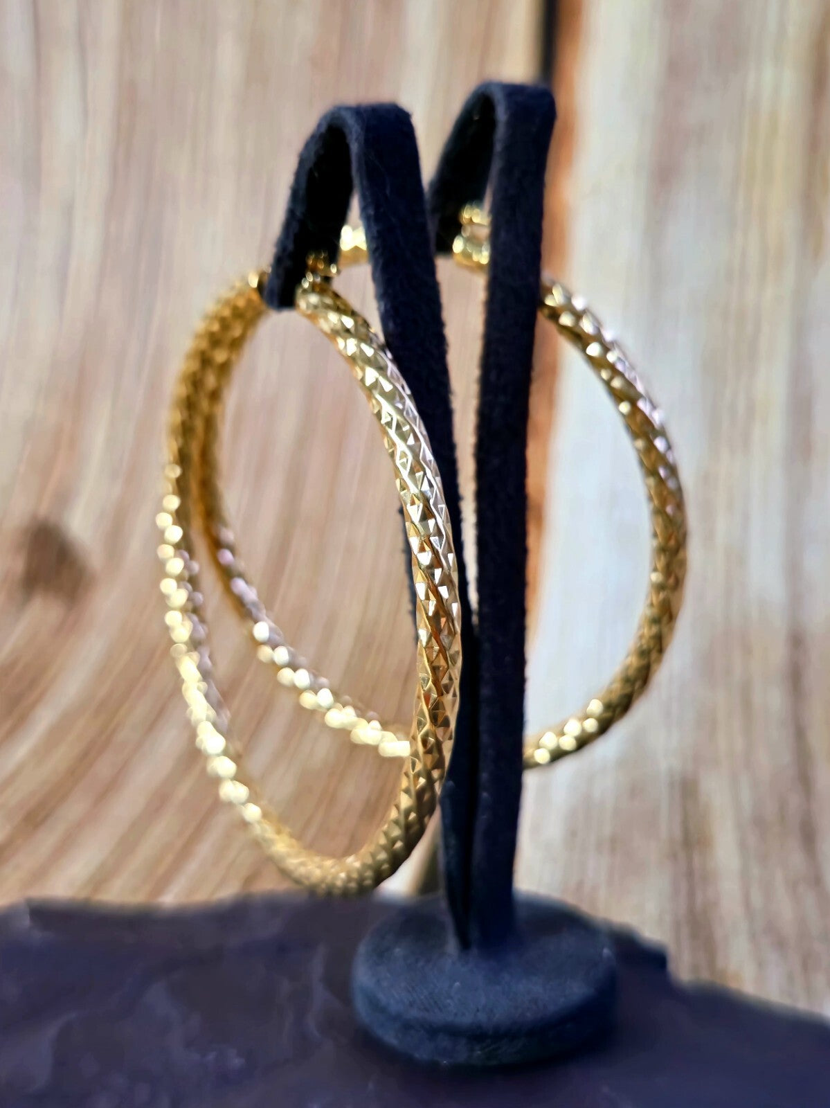 Big 9ct Yellow Gold Twisted Hoop Earrings Twist Hoops 67mm Diamond Cut Pattern