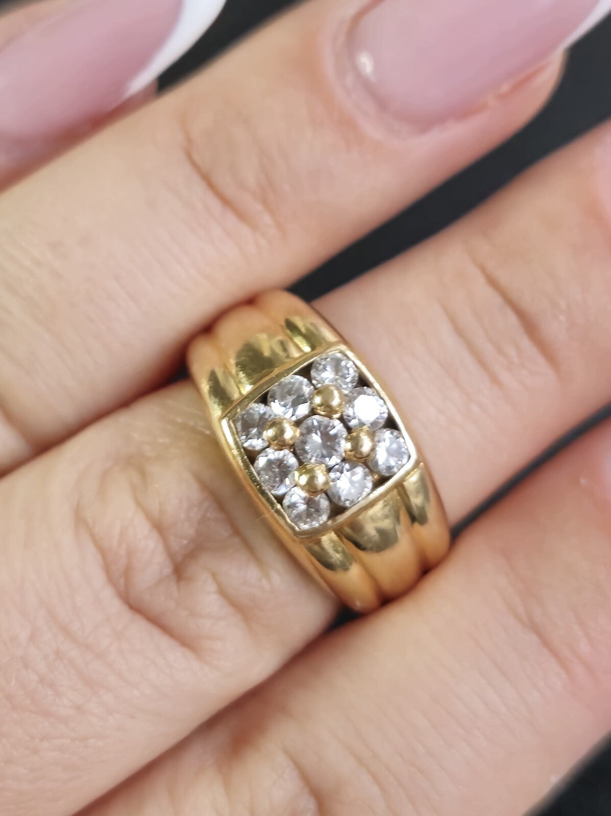 Solid 18ct Yellow Gold Unixsex Signet Ring Pinky Finger size M Diamond 0.25ct