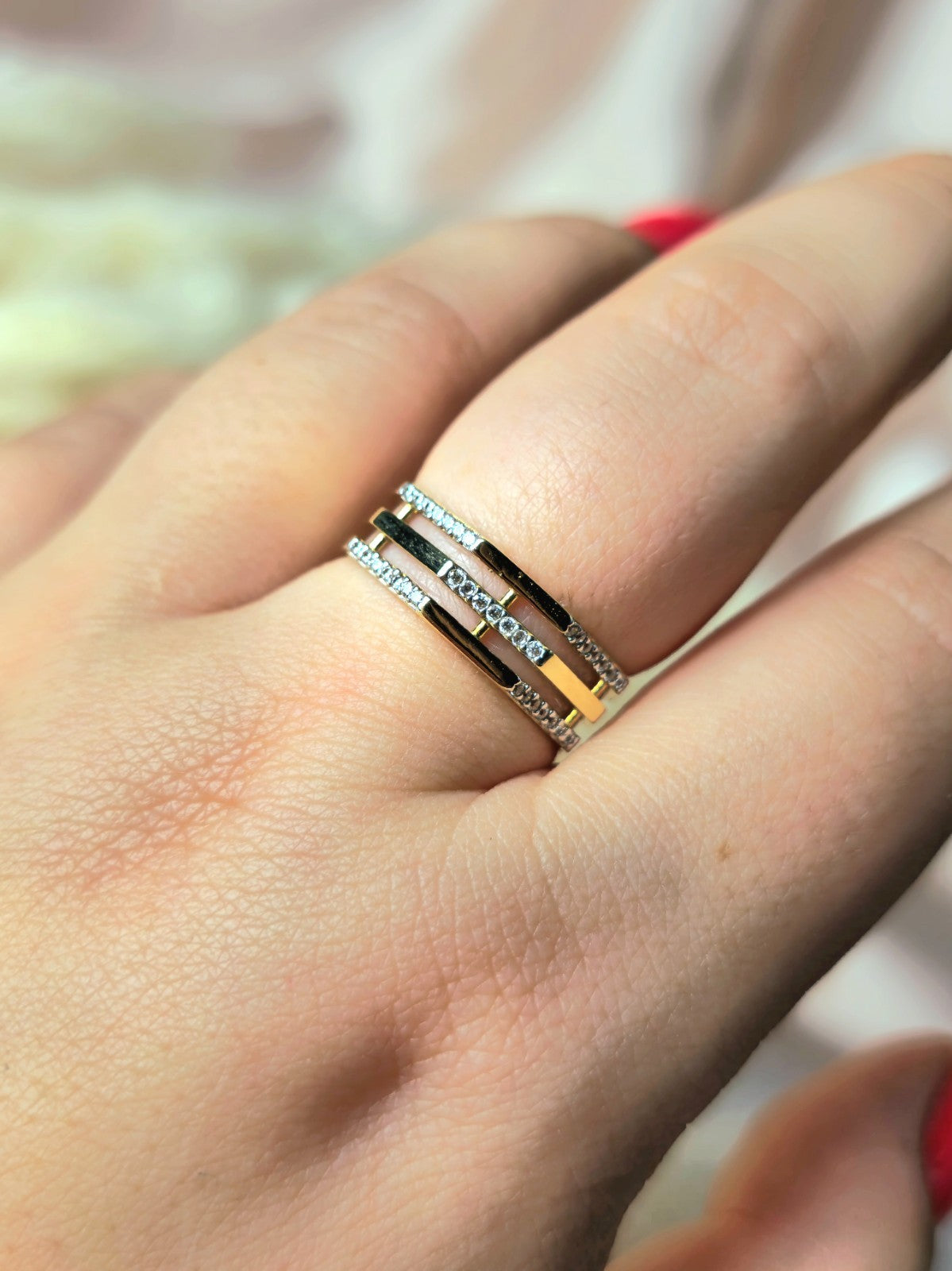 New 9ct Yellow Gold Triple Row Hexagon Shape C/Z Ring size: P see-through Band