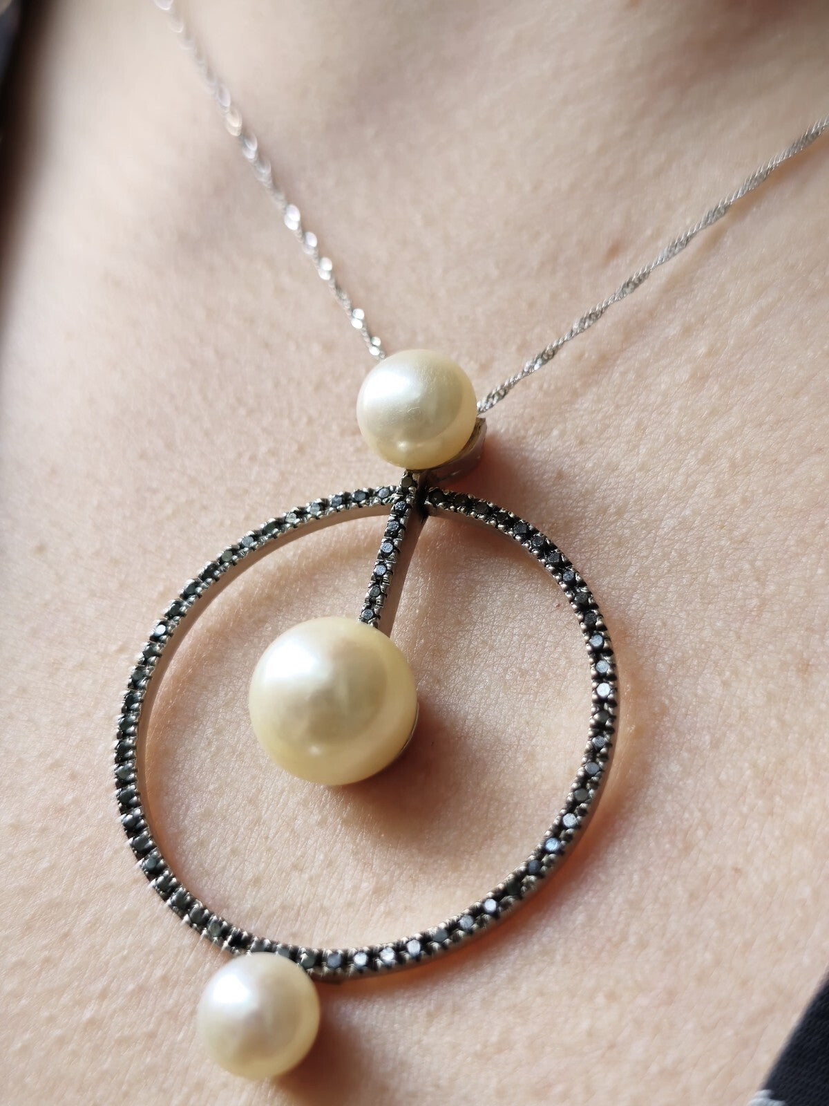 18k White Gold Pearl and Black Diamond Drop Pendant 35mm Statement Elegant