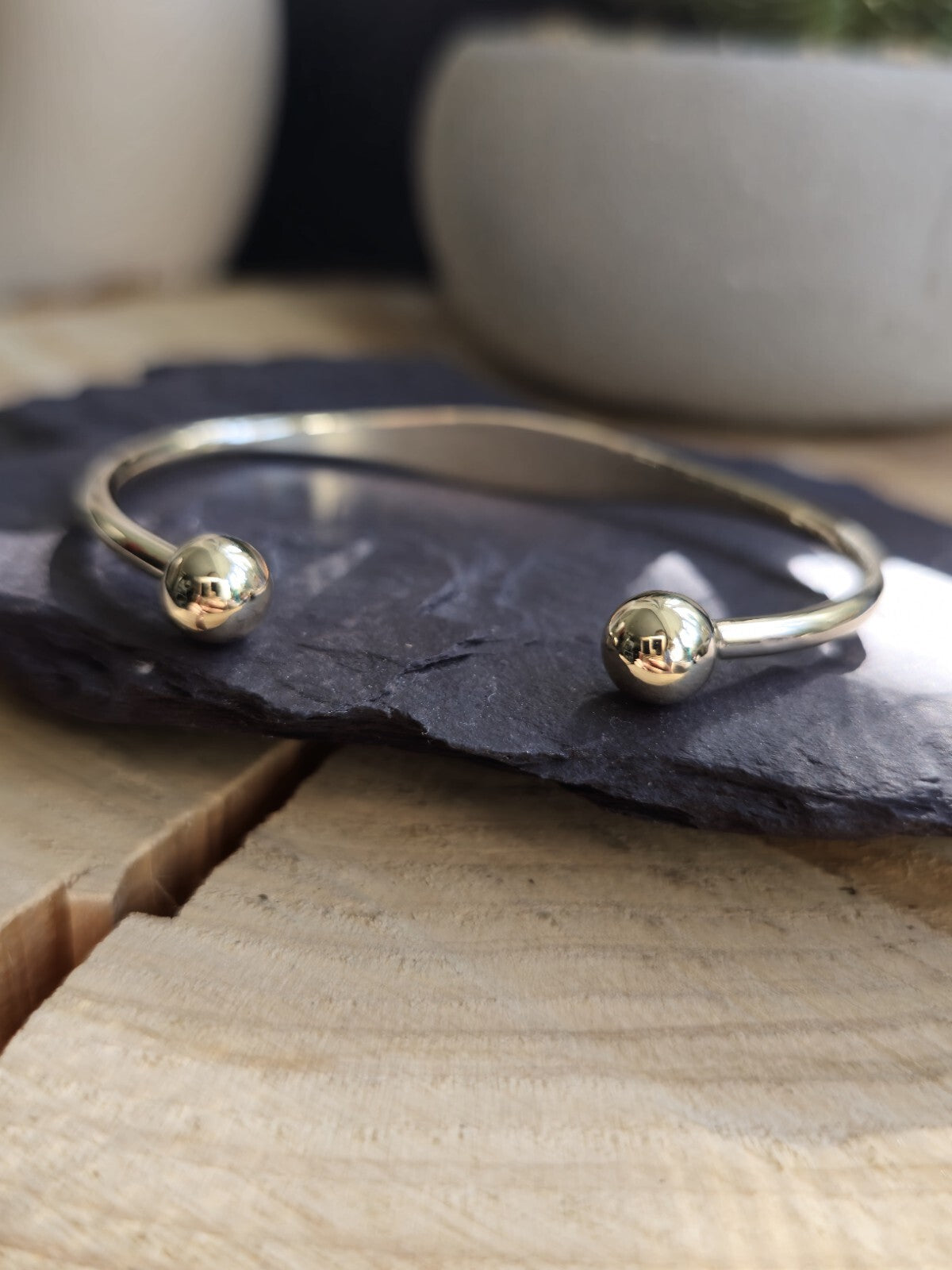 New Solid 9ct Yellow Gold TORQUE BANGLE TORQ BALL Open Split BRACELETFlat Bottom