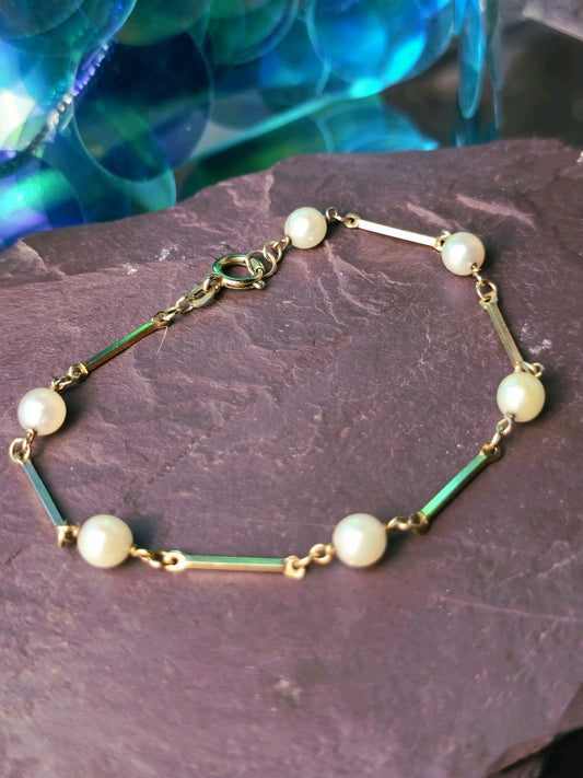 Vintage 8K Yellow Gold Pearl Bar Bracelet 18.5cm Long Hallmarked (333) 3grams