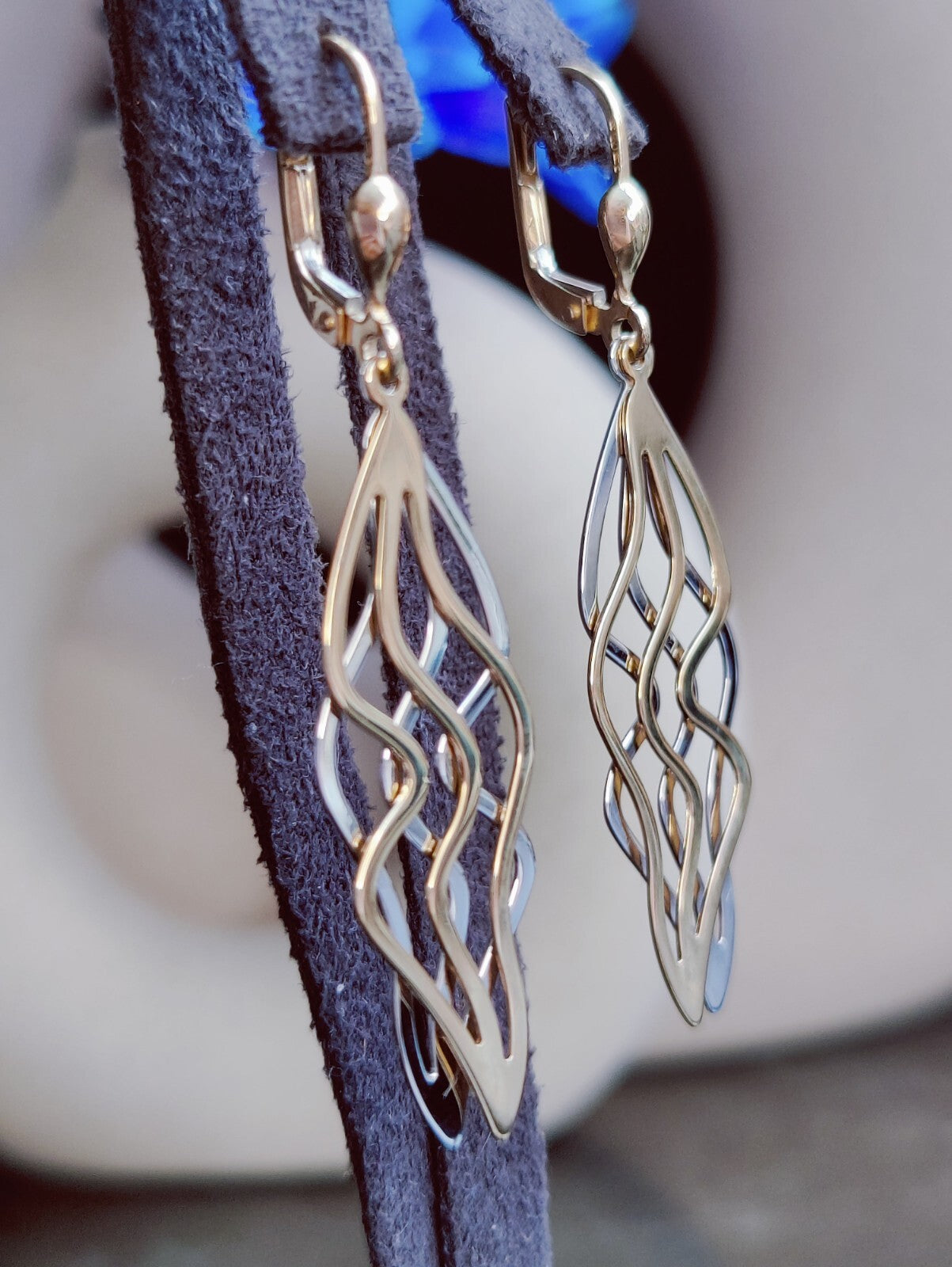 9ct Yellow/White Gold Solid Drop Earrings Long 50mm Leaf Motif Waves Lever Back