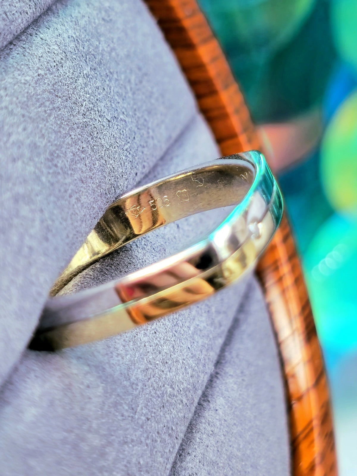 Solid 14ct Yellow/White Gold Square Wedding Band Ring with Diamond size: V Flat