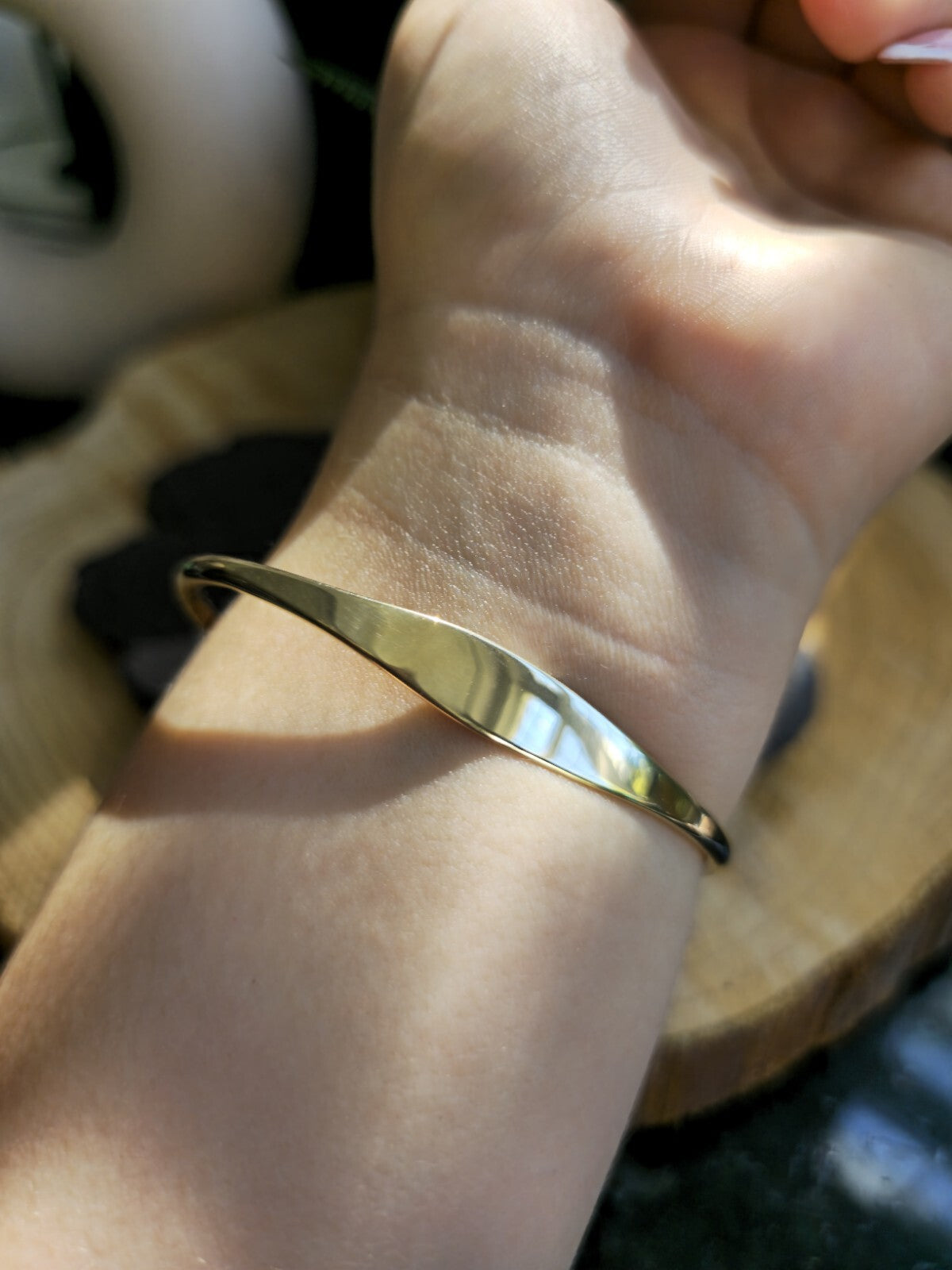 New Solid 9ct Yellow Gold TORQUE BANGLE TORQ BALL Open Split BRACELETFlat Bottom