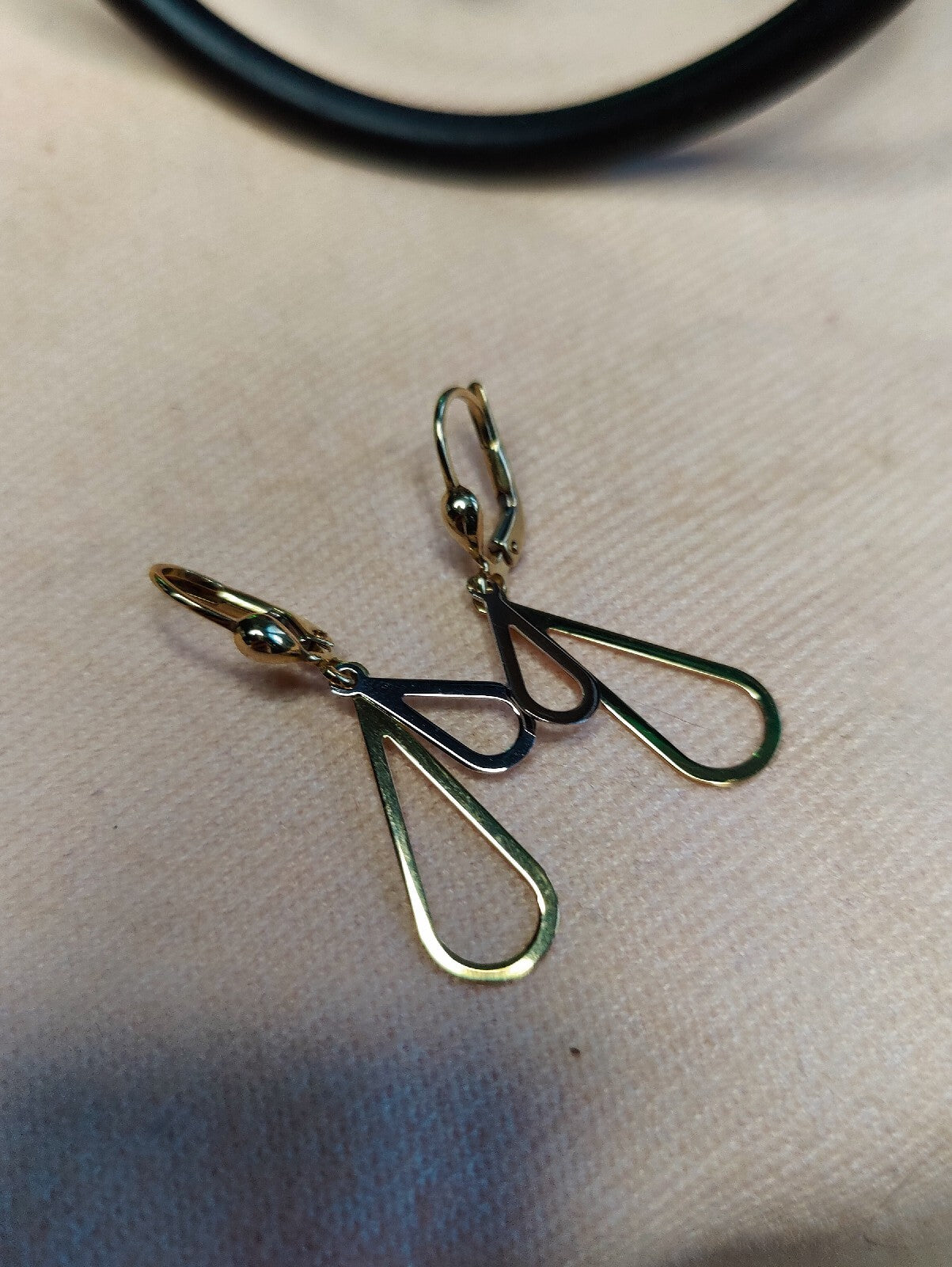 New Drop Earrings 9ct Yellow/White Gold Hallmarked Double Teardrop/ Pear Shape