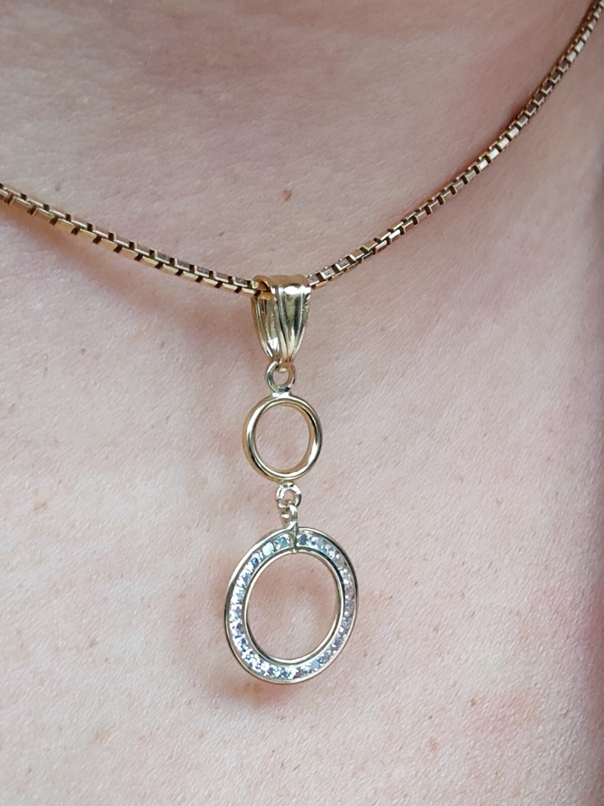 New Solid 9ct Yellow Gold Cubic Zirconia Pendant Round Shape CZ Hallmarked