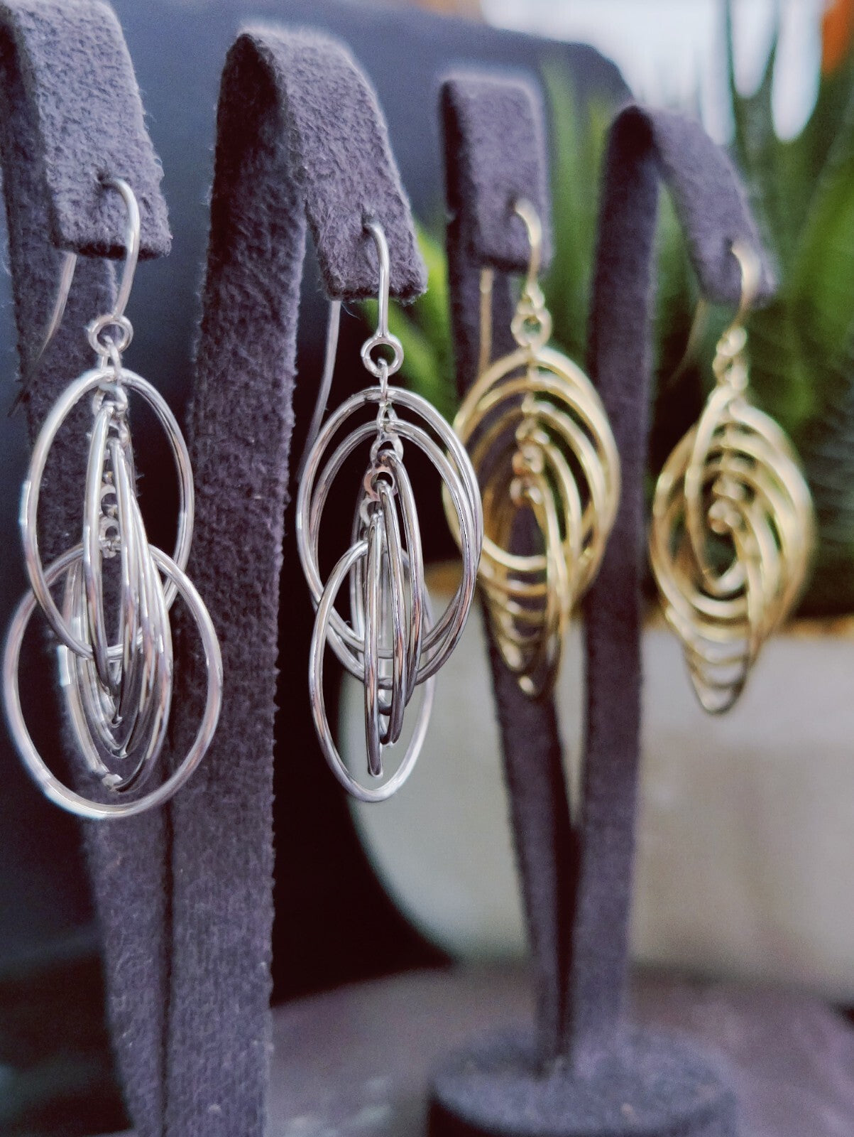 NEW 9ct Sold White Gold Drop Dangling Earrings Fancy Twisted Circles
