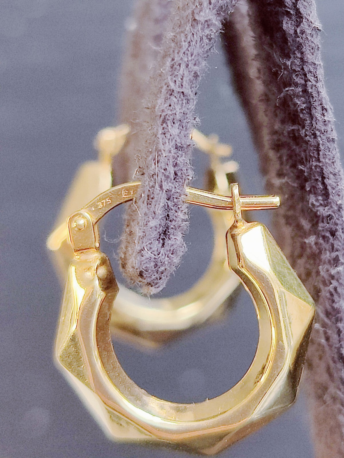 NEW Solid 9ct Yellow Gold Creole Hoop Earrings 15mm Sleepers Diamond cut
