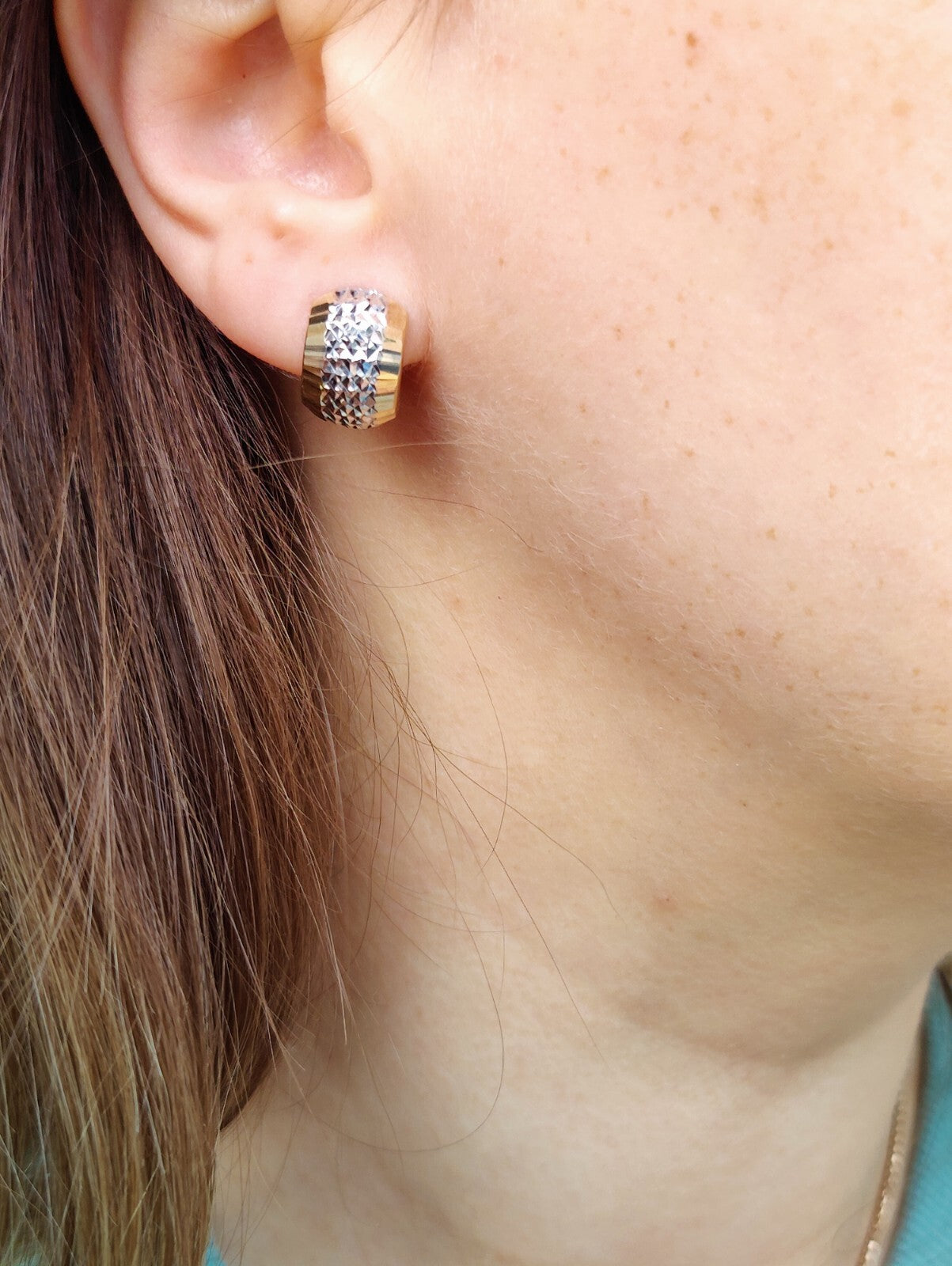 New Solid 9ct Yellow/White Gold Stud Earrings Pattern Diamond Cut Butterfly