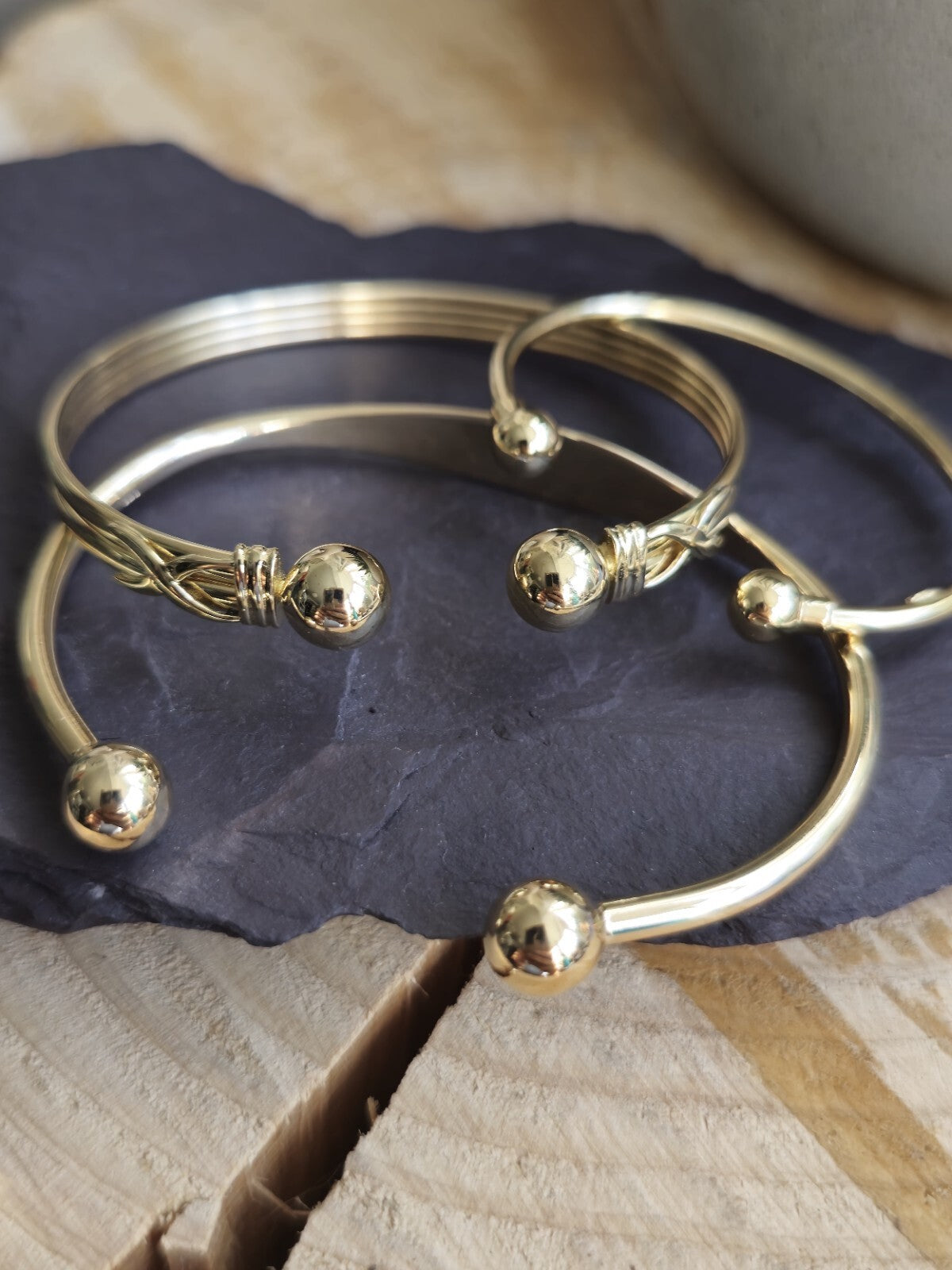 New Solid 9ct Yellow Gold TORQUE BANGLE TORQ BALL Open Split BRACELETFlat Bottom