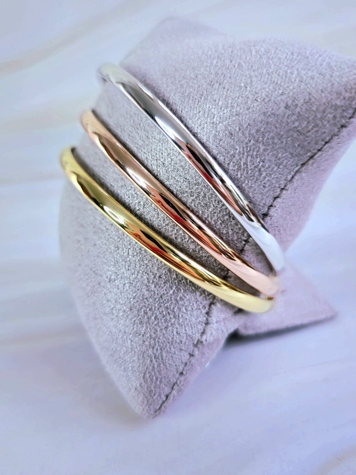 New 9ct Rose Gold Round Bangle Stacking BRACELET Lovely 4mm 70mm diameter