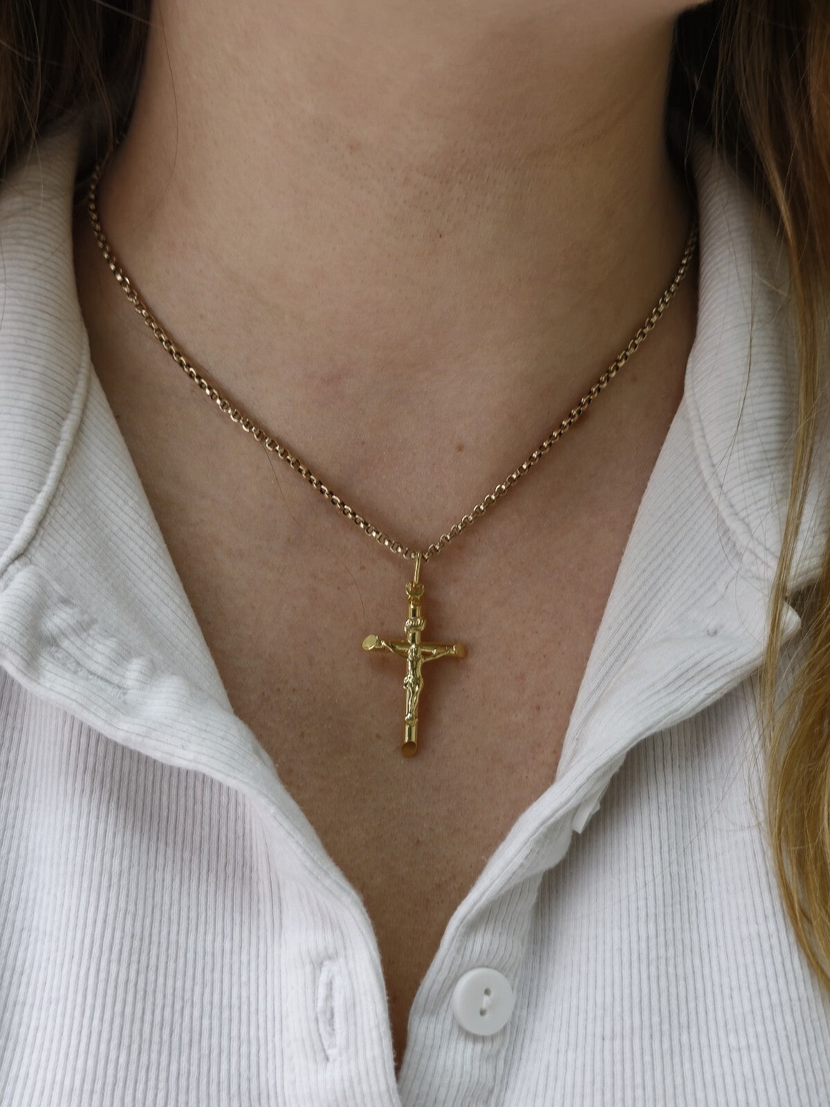 New Solid 9ct Yellow Gold Cross with Jesus Pendant 40mm x 20mm Hallmarked