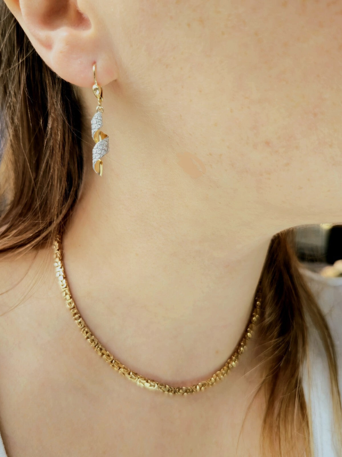 New 9ct Yellow Gold Glitter Moondust Twist Earrings Dangling Coil Leverback