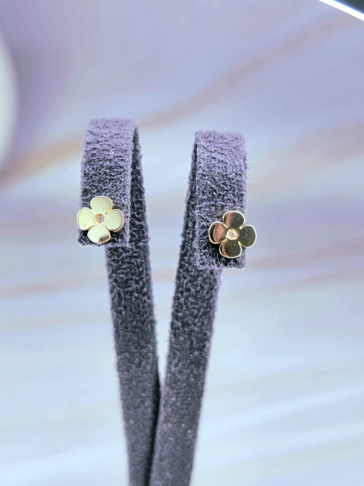 Lovely New 9ct Yellow Gold Butterfly Stud Earrings Clover C/Z Summer Kids Gift