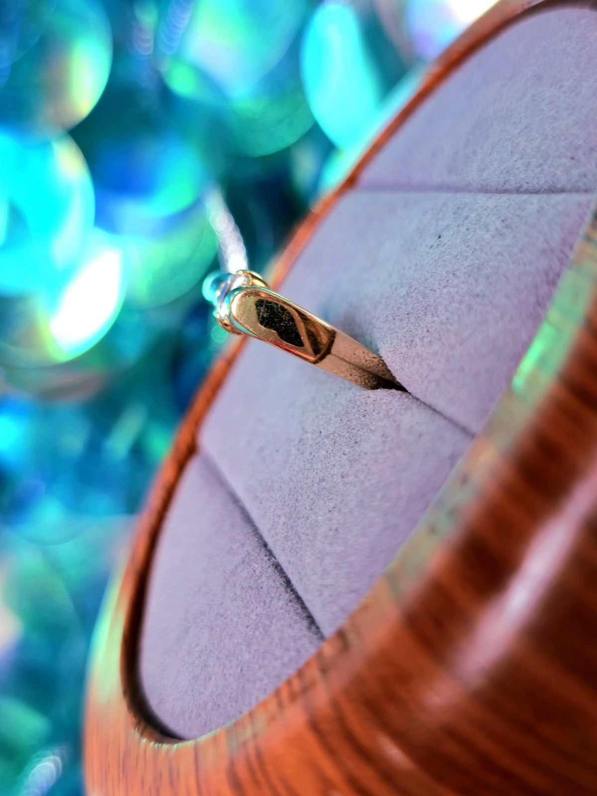 585 Solid 14ct Yellow Gold Signet Ring Size: P Square with Cubic Zirconia 3g