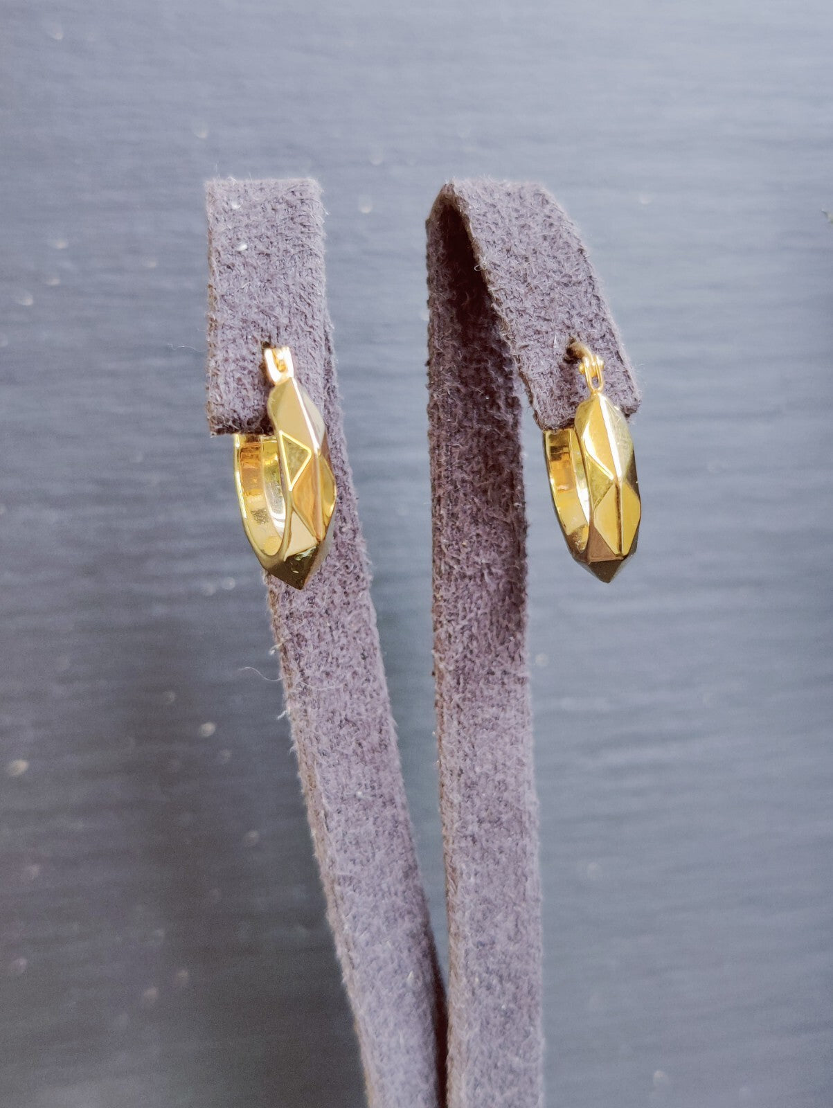 NEW Solid 9ct Yellow Gold Creole Hoop Earrings 15mm Sleepers Diamond cut