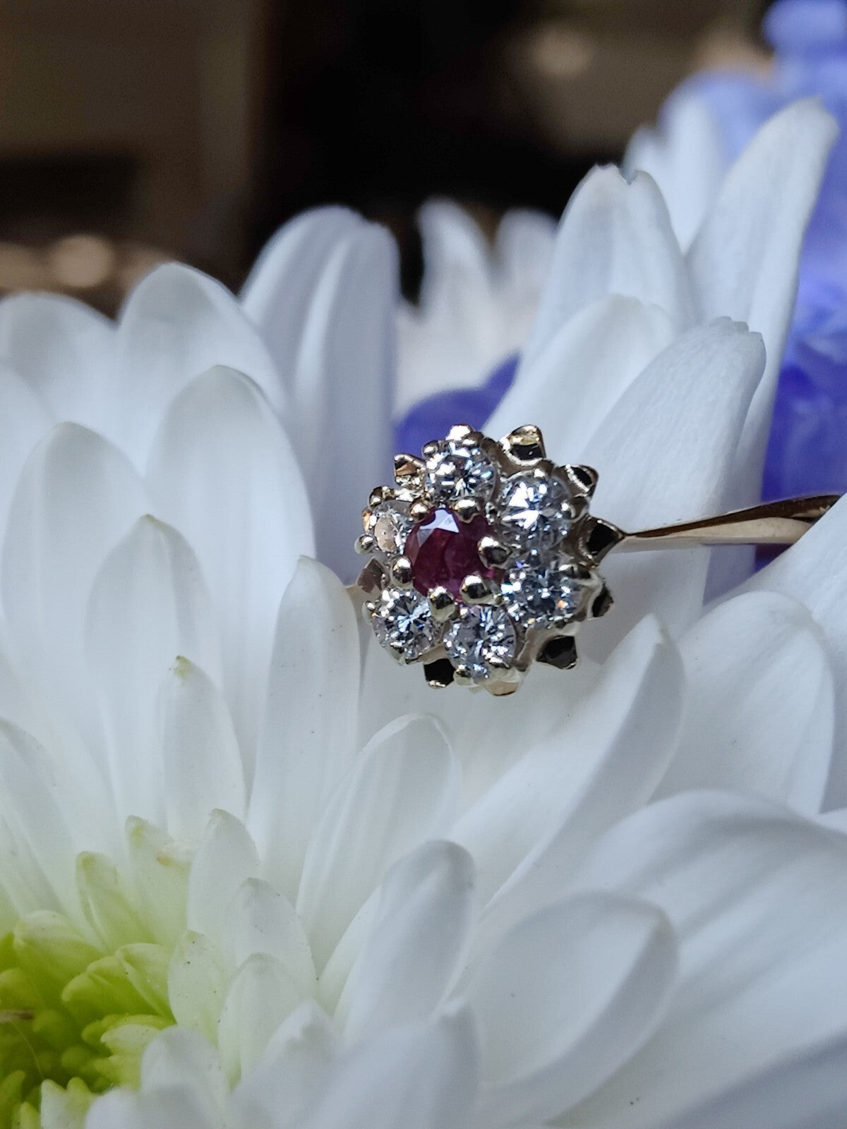 Lovely 9ct Yellow Gold Diamond Ruby Ring Engagement Proposal Flower Ring size M+