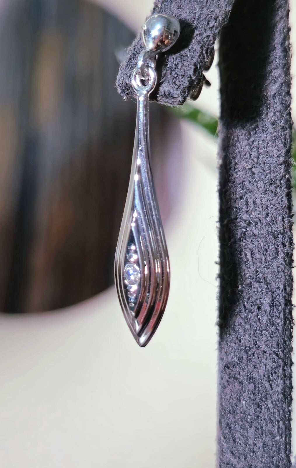 New 9ct White Gold Drop Dangling Earrings with CZ Butterfly Hallmarked Elegant