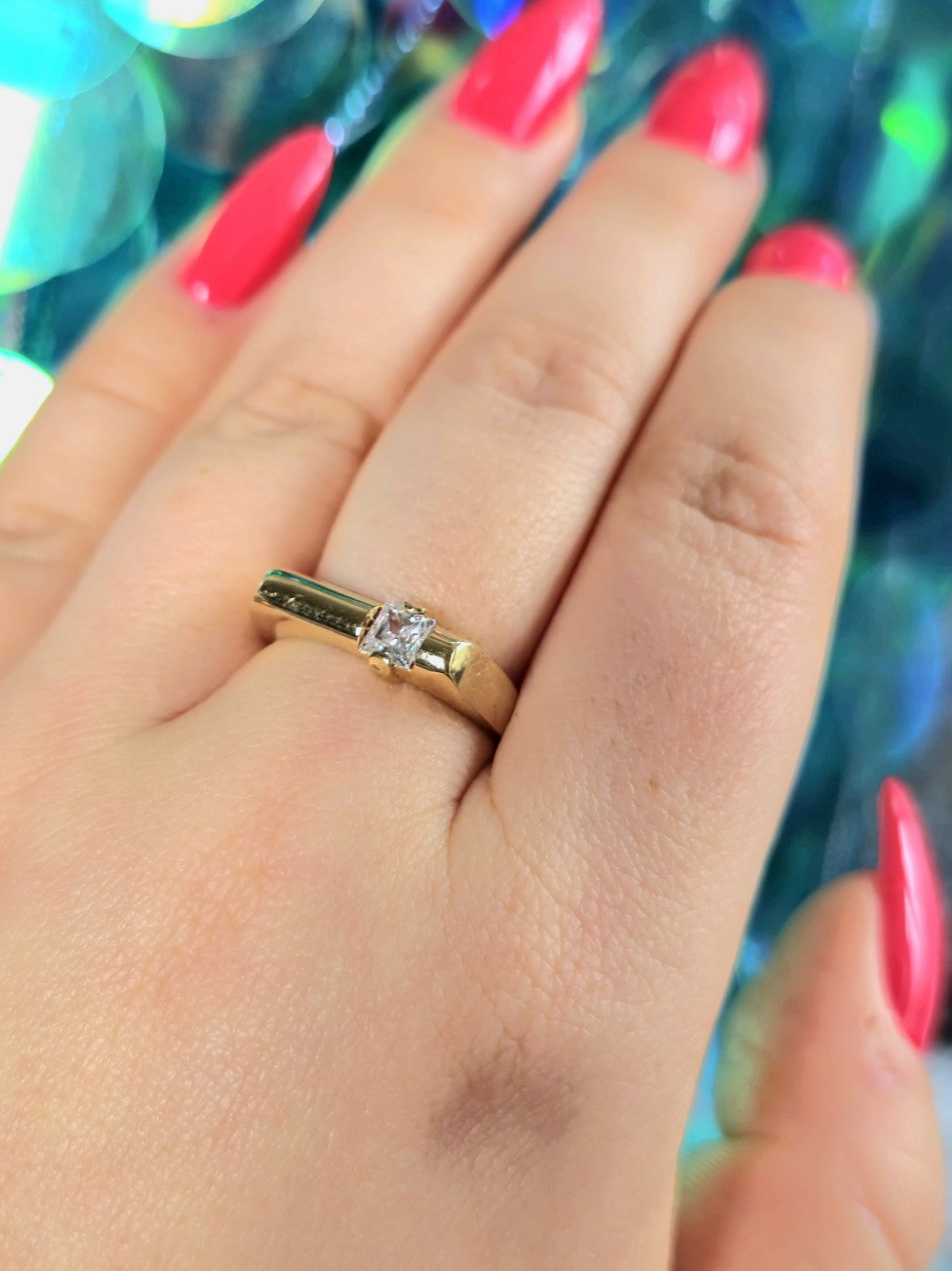 585 Solid 14ct Yellow Gold Signet Ring Size: P Square with Cubic Zirconia 3g