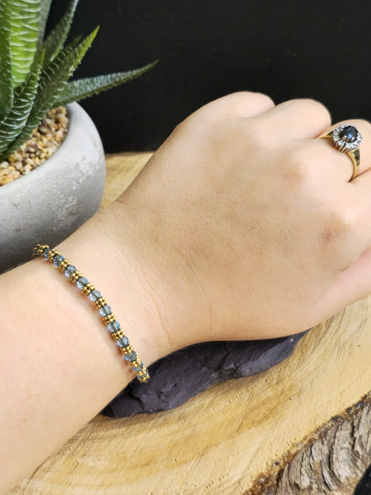 18k Yellow Gold And Blue Topaz Beaded Bracelet 8.5inch with Gold Bars Between