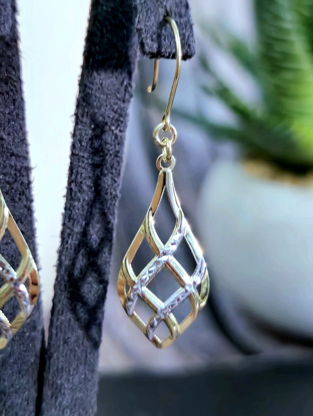 New 9ct Yellow/White Gold Solid Drop Dangling Earrings Hook Clasp Diamond Cut