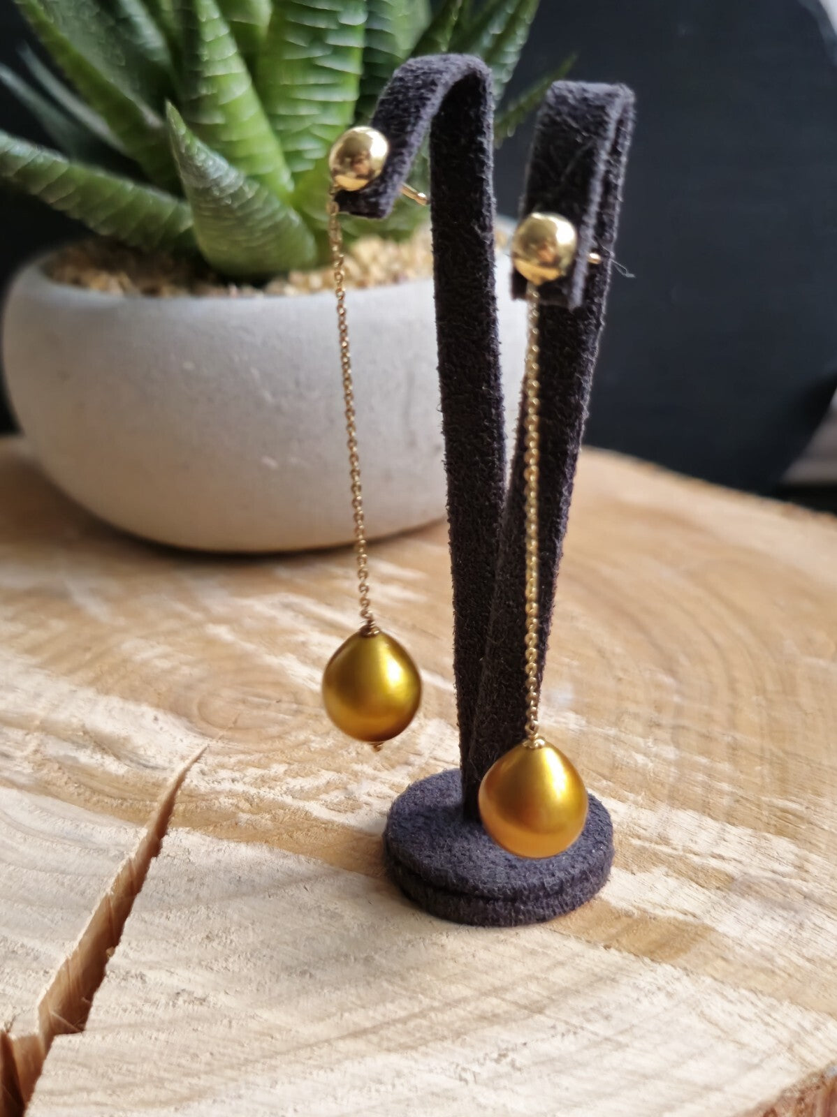 Long Chain Drop Earrings in 14K Yellow Gold Yellow 8mm Baroque Pearls 73mm Long