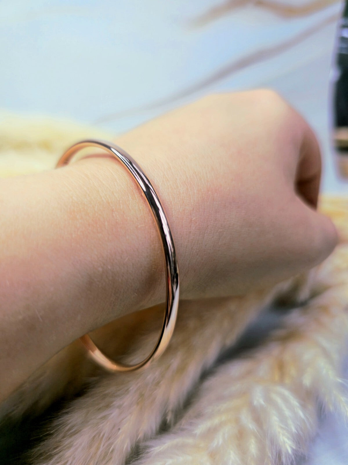 New 9ct Rose Gold Round Bangle Stacking BRACELET Lovely 4mm 70mm diameter