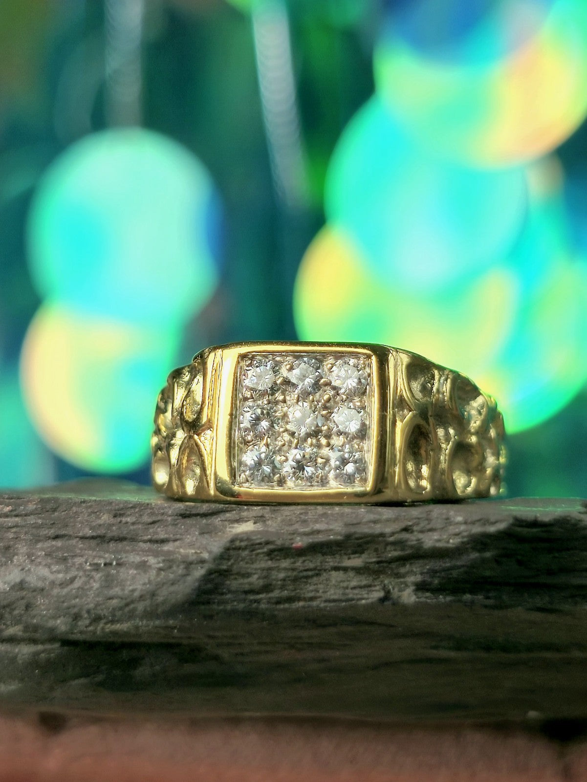 Solid 18ct Yellow Gold Men's Signet Ring Pinky Finger size Q Diamond 0.25ct